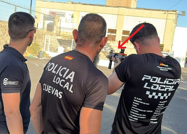 La Policía de Cuevas, Pulpí, Garrucha y Vera se forma en el uso de fusiles neumáticos no letales ante su próxima adquisición